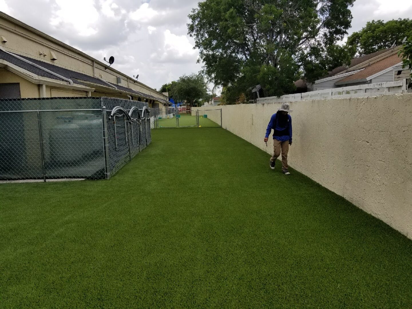 astro turf for animals